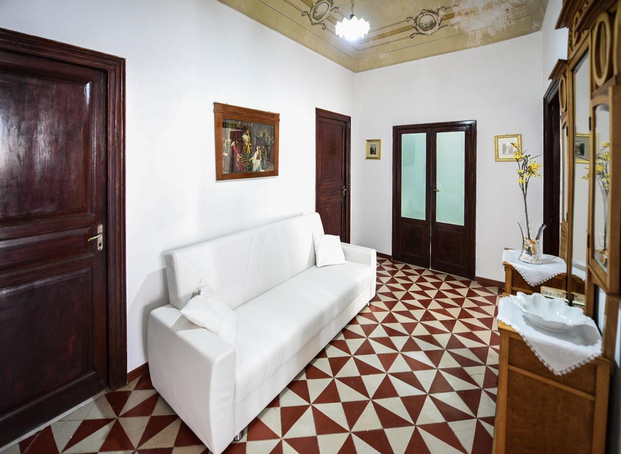 Palazzo Taormina Apartment Castellammare del Golfo Exterior photo