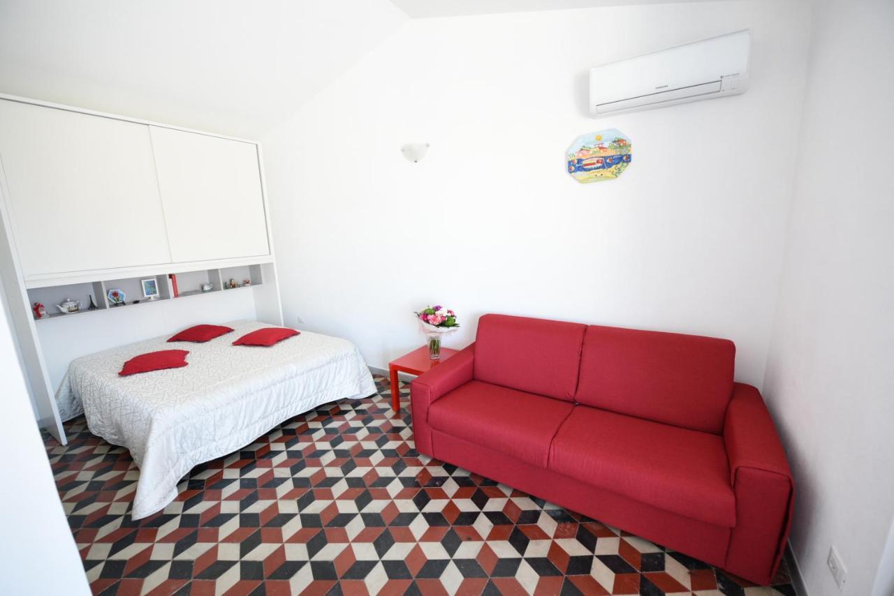 Palazzo Taormina Apartment Castellammare del Golfo Exterior photo